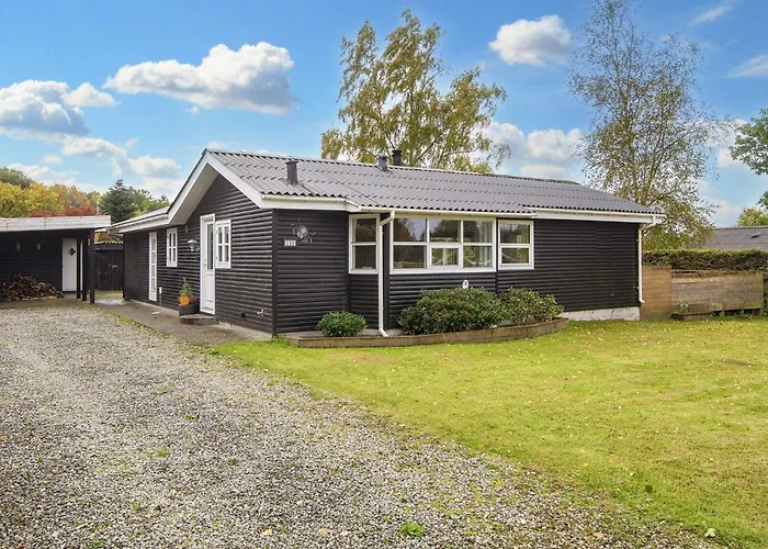 Ferienhaus 5 Person In Farvang-by Traum