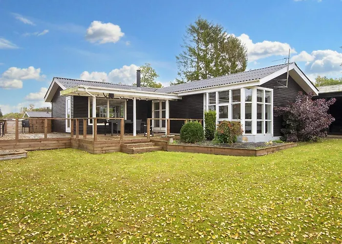 Ferienhaus 5 Person In Farvang-by Traum *